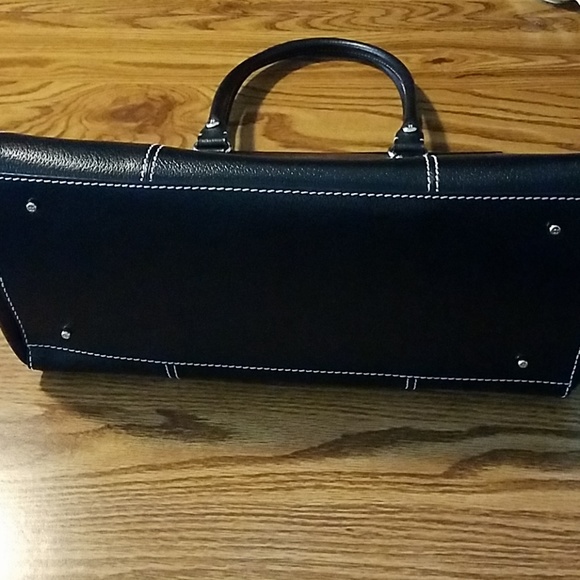 Kate Spade Tote - Picture 5 of 8